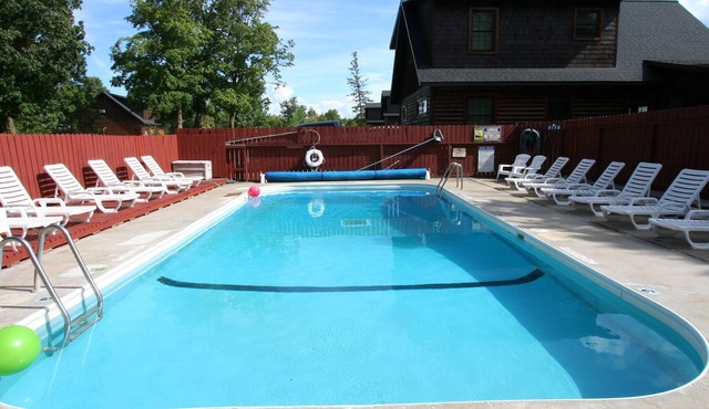 4 Bedroom/3 Bath Home located on Blackduck Lake at White Birch Resort