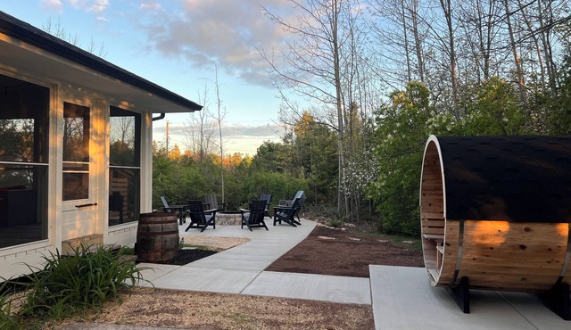 4 bedroom - 3 bath on quiet street but close to Sister Bay, Door County.