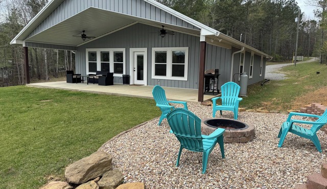 4 Bedroom 3 Bath Lakefront Home with Private Dock, Secluded, Lewis Smith Lake
