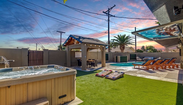 4 Bedroom 3 Bath w/Sports Bar Game Room! Located Minutes to Old Town!