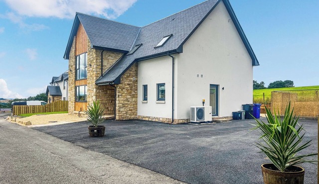 4 bedroom accommodation in Berwick-upon-Tweed