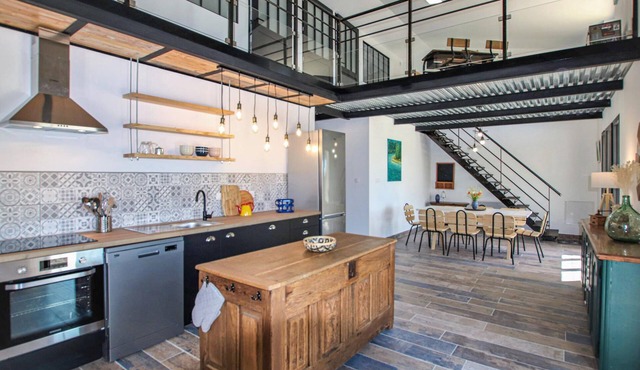 4 bedroom accommodation in La Garde Adhémar