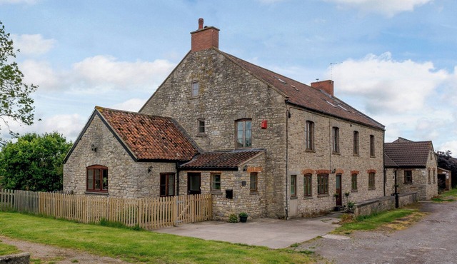 4 bedroom accommodation in North Wooton, near Wells