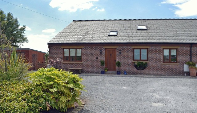 4 bedroom accommodation in Stalmine, near Poulton-le-Fylde