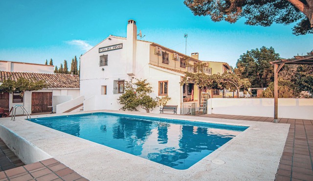 4 bedroom accommodation in Venta del Moro