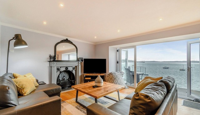 4 bedroom accommodation in Milford Haven