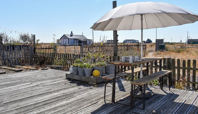 4 bedroom accommodation in Lydd-on-Sea, near Dungeness