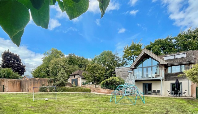 4 bedroom accommodation in Kittisford, near Wellington