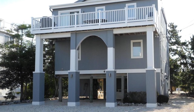 4 bedroom accommodation in Harvey Cedars