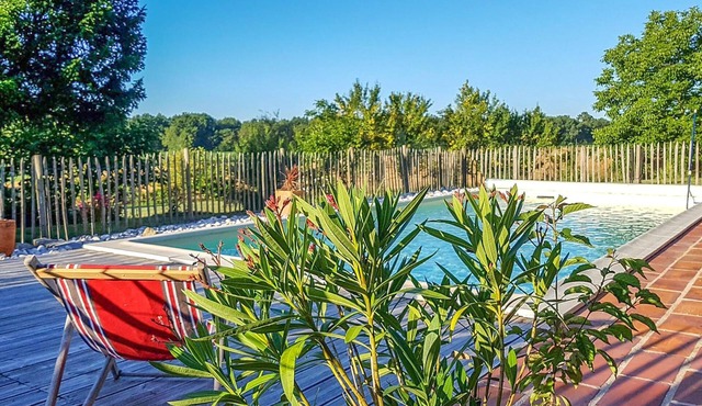 4 bedroom accommodation in Saint-Bonnet