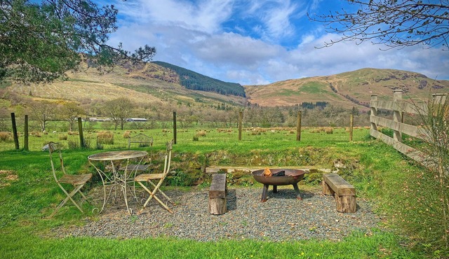 4 bedroom accommodation in Colintraive, near Tighnabruaich
