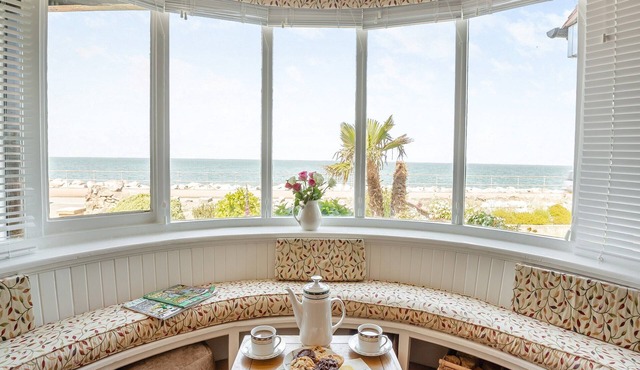 4 bedroom accommodation in Rhos-on-Sea