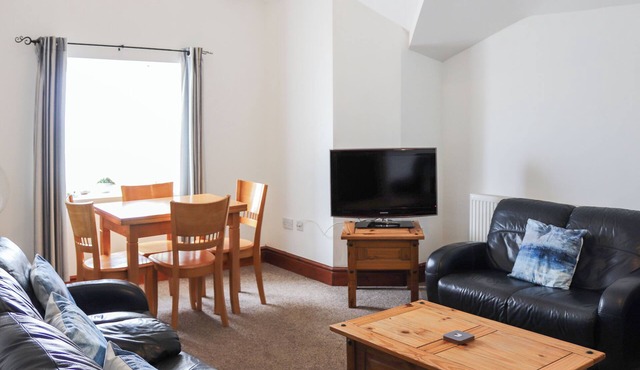 4 bedroom accommodation in Caernarfon