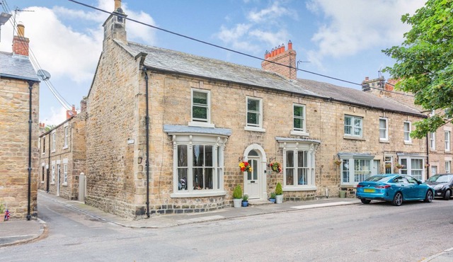 4 bedroom accommodation in Staindrop, Barnard Castle