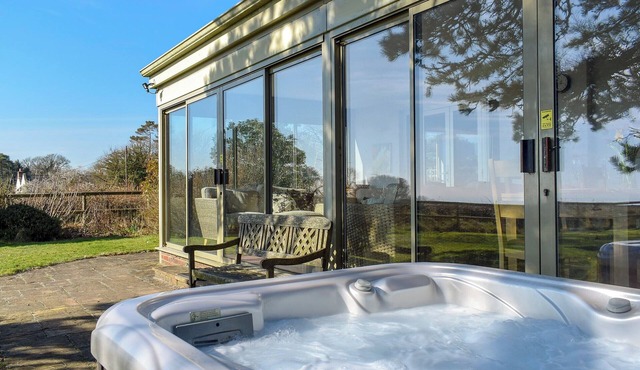 4 bedroom accommodation in Rousdon, near Lyme Regis