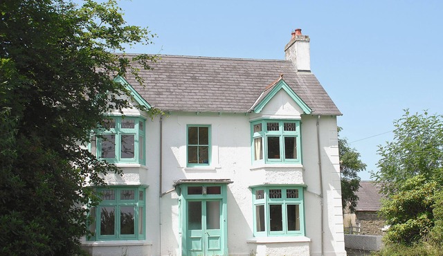 4 bedroom accommodation in Blaencelyn, near Llangrannog