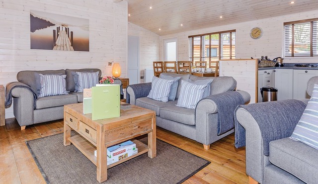 4 bedroom accommodation in Owslebury, Winchester