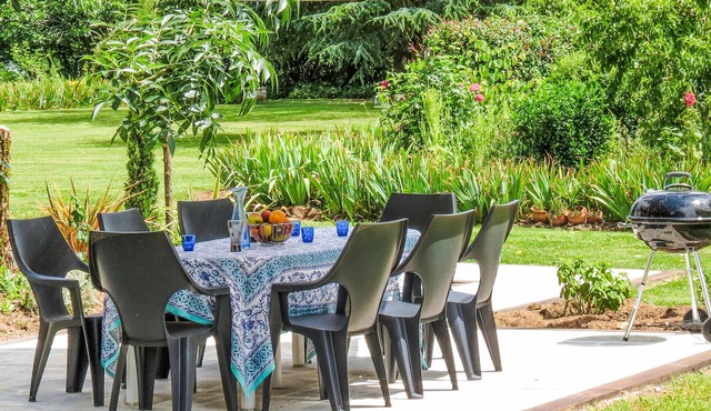 4 bedroom accommodation in Saint-Gery