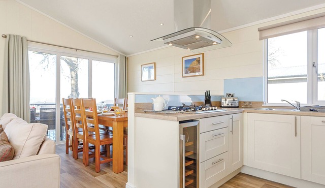 4 bedroom accommodation in Axminster