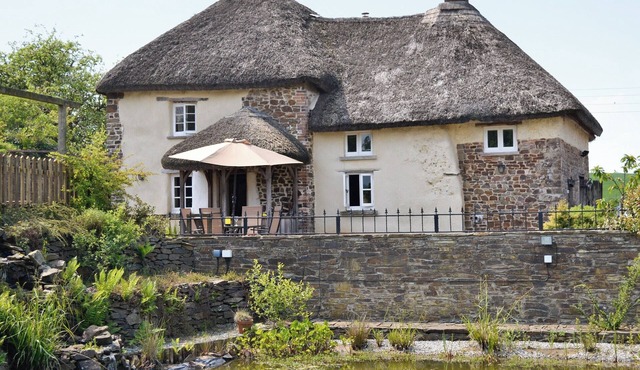 4 bedroom accommodation in Petrockstowe, near Okehampton