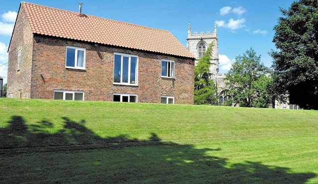 4 bedroom accommodation in Althorpe, near Scunthorpe