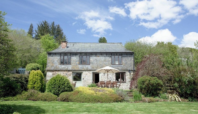 4 bedroom accommodation in Sheepstor