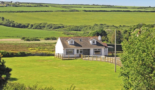 4 bedroom accommodation in Llanhrian, nr Haverfordwest