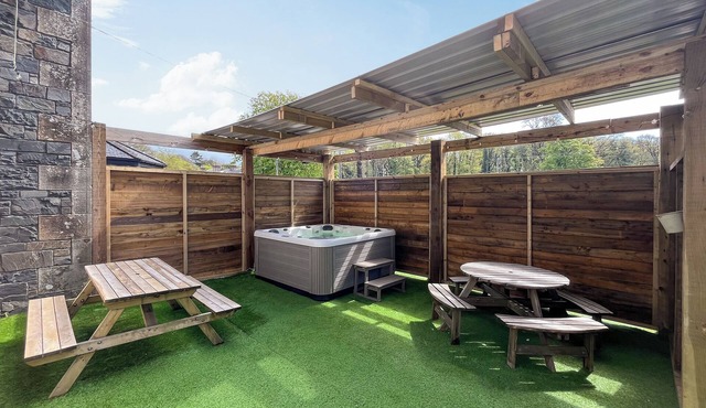 4 bedroom accommodation in Dunragit, near Stranraer