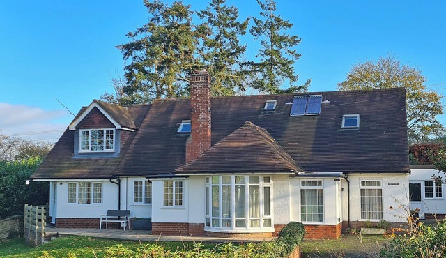 4 bedroom accommodation in Welshpool