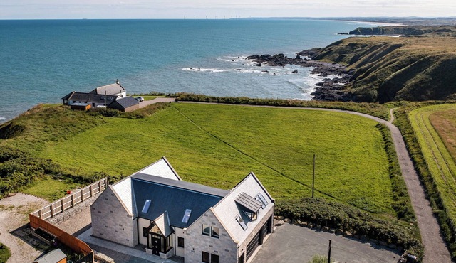 4 bedroom accommodation in Collieston, near Ellon