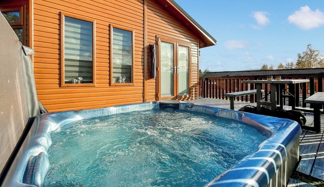 4 bedroom accommodation in Banchory