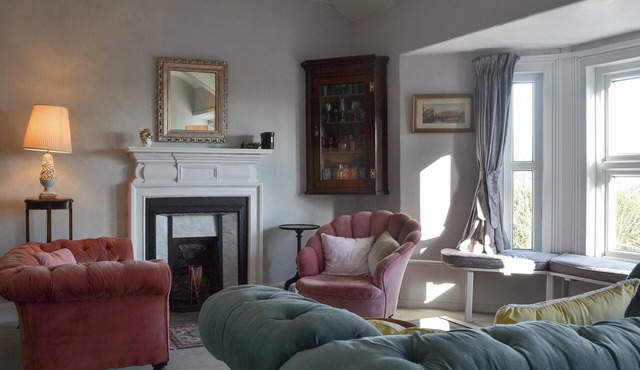 4 bedroom accommodation in Criccieth, near Porthmadog