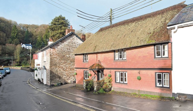 4 bedroom accommodation in Dulverton