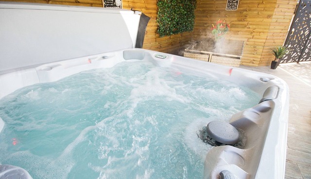 4 bedroom accommodation in Carrutherstown, near Annan