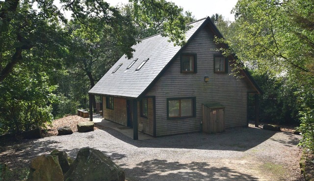 4 bedroom accommodation in Oakamoor