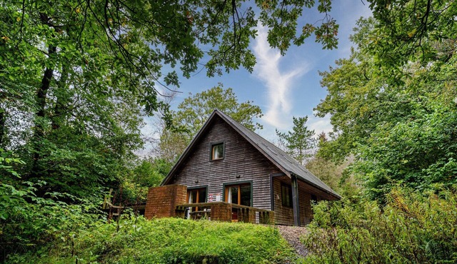 4 bedroom accommodation in Oakamoor