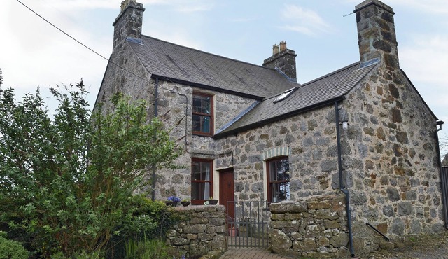 4 bedroom accommodation in Llanbedrgoch, near Benllech