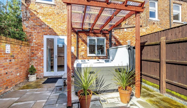 4 bedroom accommodation in Skegness