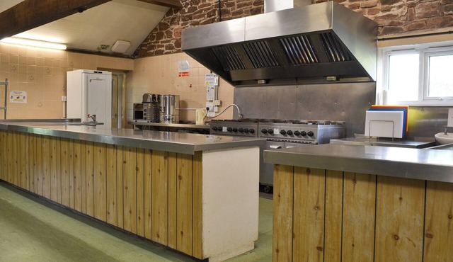 4 bedroom accommodation in Waverton