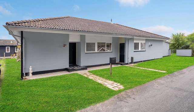 4 bedroom accommodation in Millinge