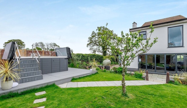 4 bedroom accommodation in Wrentham, near Southwold