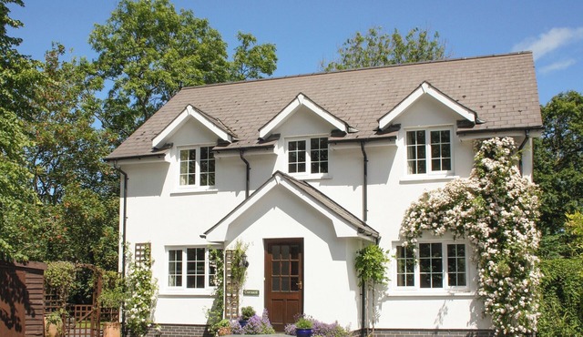 4 bedroom accommodation in Llechryd, near Cardigan