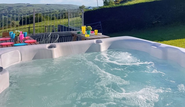 4 bedroom accommodation in Nantglyn, near Denbigh