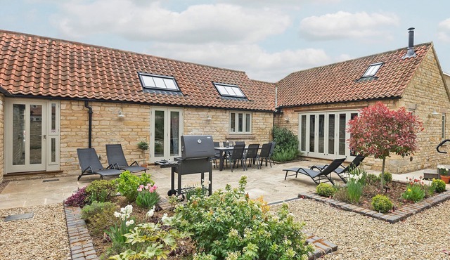 4 bedroom accommodation in Aisby, near Grantham