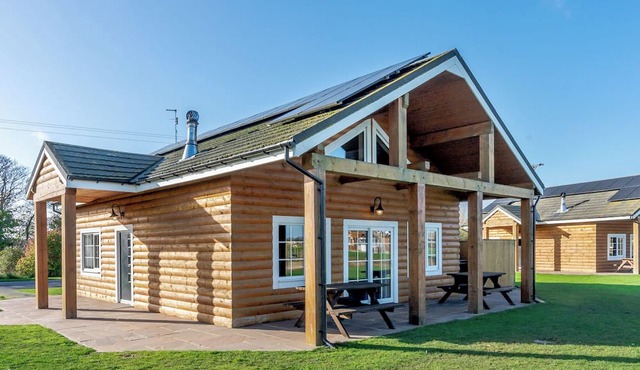 4 bedroom accommodation in Hornsea