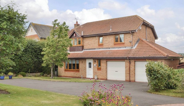4 bedroom accommodation in Amble, near Warkworth