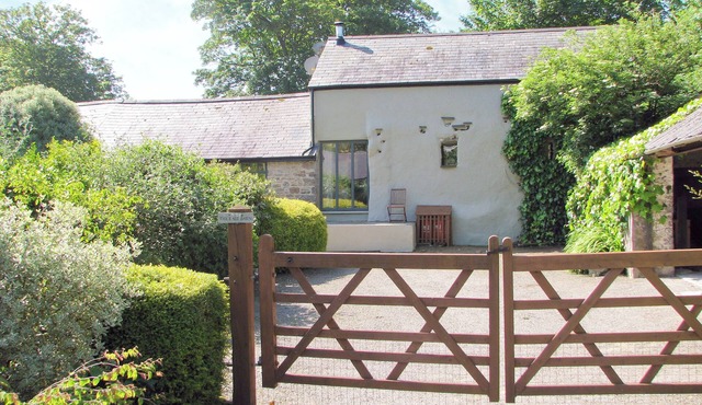 4 bedroom accommodation in Valast Hill, near Stackpole