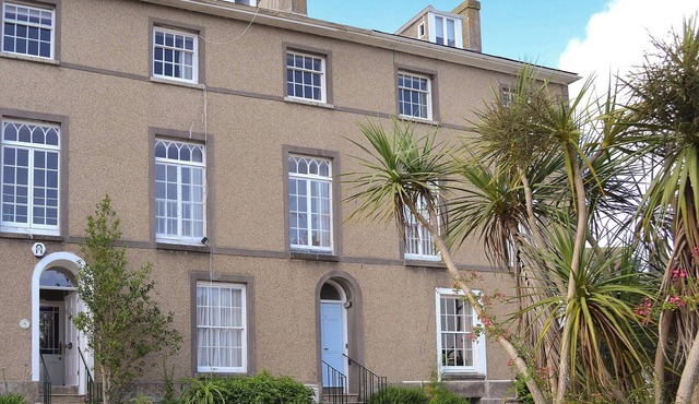 4 bedroom accommodation in Penzance