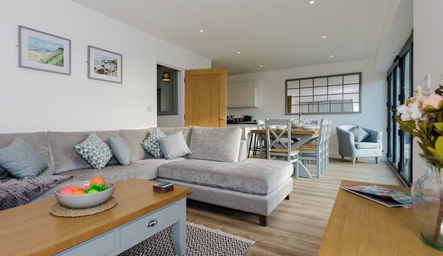 4 bedroom accommodation in Ventnor