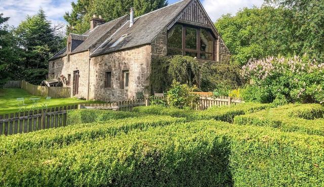 4 bedroom accommodation in Crieff